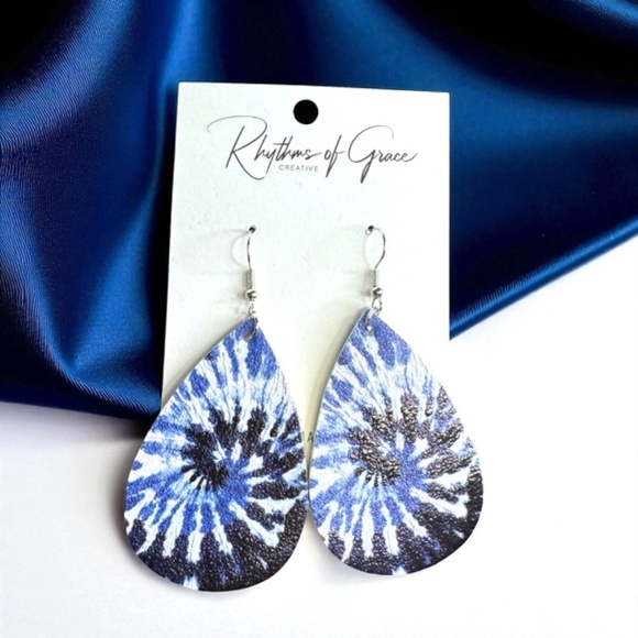 Blue Tie Dyed Teardrop Earrings – Chill Vibes Only 💙 NWT Jewelry - Picture 6 of 10
